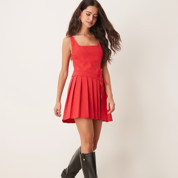 NWT! ASOS Scoop-neck Mini Dress with wrap pleat hem in Red - Picture 1 of 14